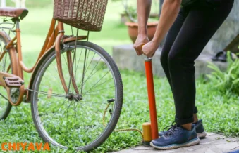 تعویض لاستیک دوچرخه